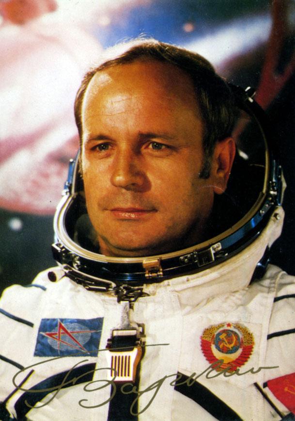 Советский космонавт Виктор Горбатко скончался в Москве
