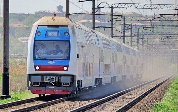 Из Мариуполя в Одессу запустят прямой поезд