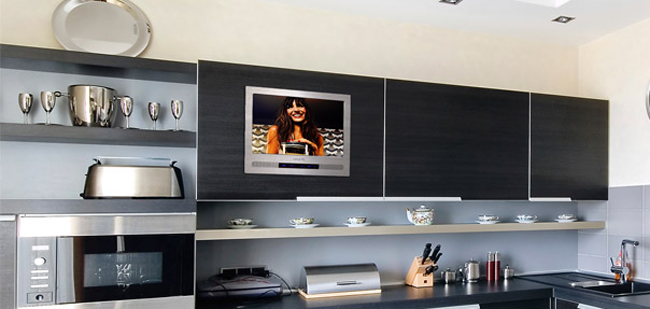 Телевизор на кухню — выбираем