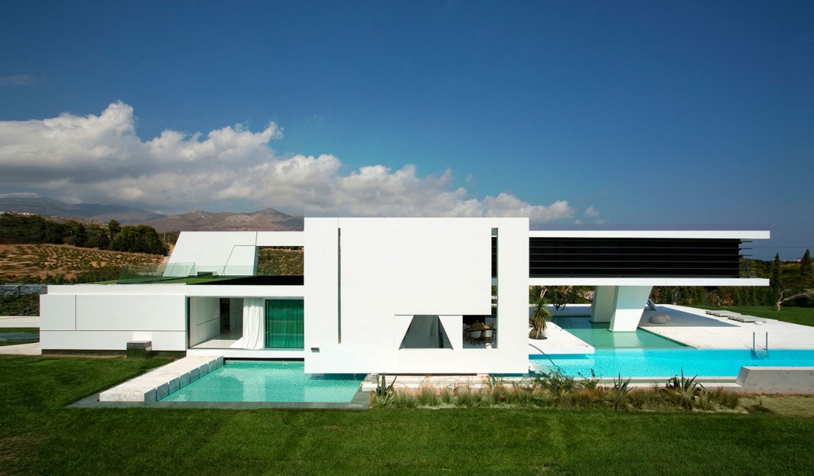 Идеально белый фасад дома h3 от архитекторов из 314 architecture studio, афины, греция