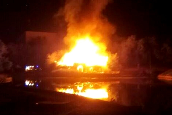 В Одессе сгорела твердыня(фото)