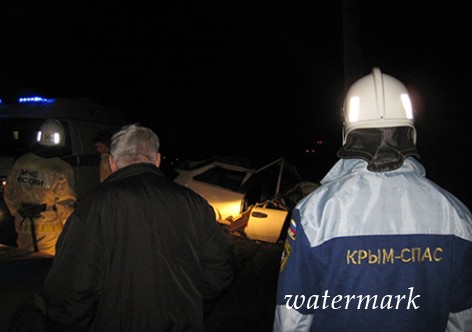 В ночной аварии на крымской трассе потерпели подросток и двое малышей [подробности ДТП]
