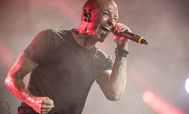 Загнулся вокалист группы Linkin Park Честер Беннингтон