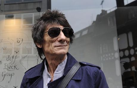Гитарист The Rolling Stones сознался, что мается от рака лёгких