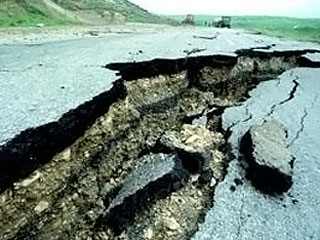 Украинцев среди потерпевших землетрясения на юго-западе Китая нет