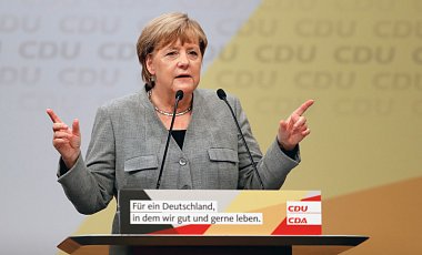 Меркель раскритиковала немецкие автоконцерны из-за "дизельгейта"