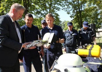 ГСЧС получила новоиспеченное современное оборудование и комплекты защитной одежи от правительства ФРГ