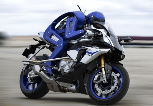 Робот Yamaha Motobot