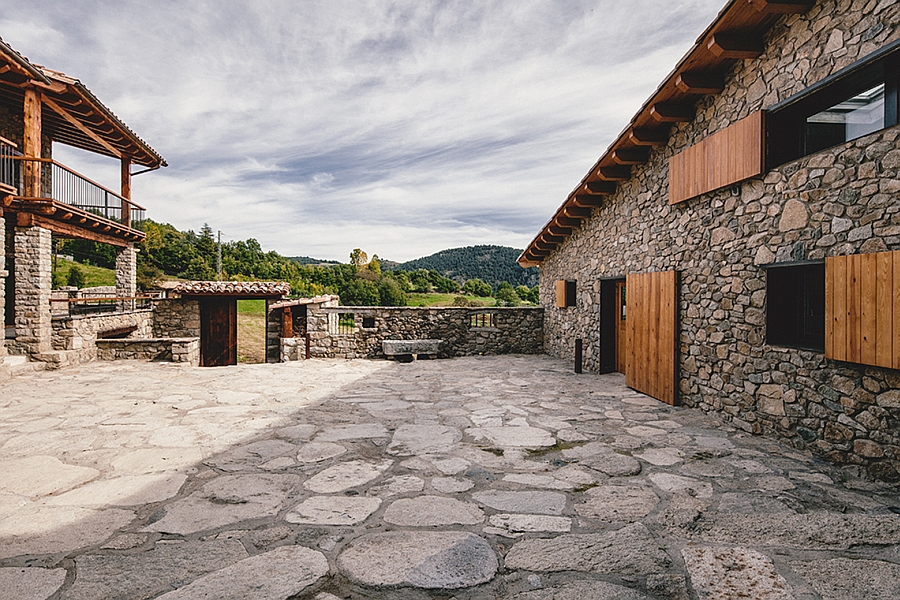 Проекты домов в испанском стиле: реставрация пиренейской усадьбы