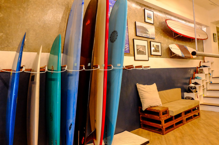 Энергия активной жизни в интерьере магазина для сёрферов и скейтбордистов на филиппинах