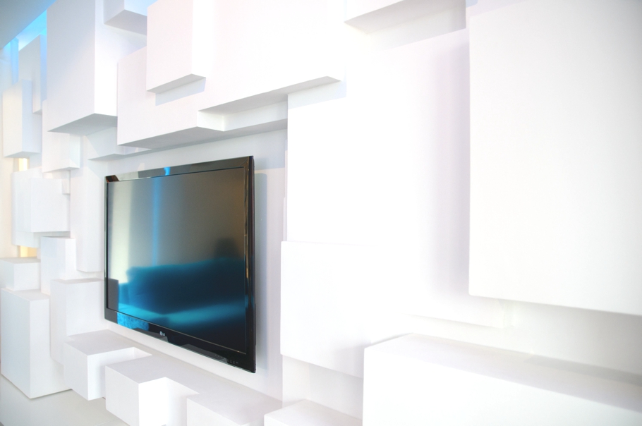 Завораживающие взгляд креативные эксперименты с цветовой гаммой в городских апартаментах от компании hola design — варшава, польша