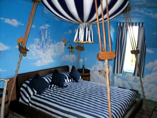Комната, полная чудес – восхитительная спальня в морском стиле для маленького путешественника