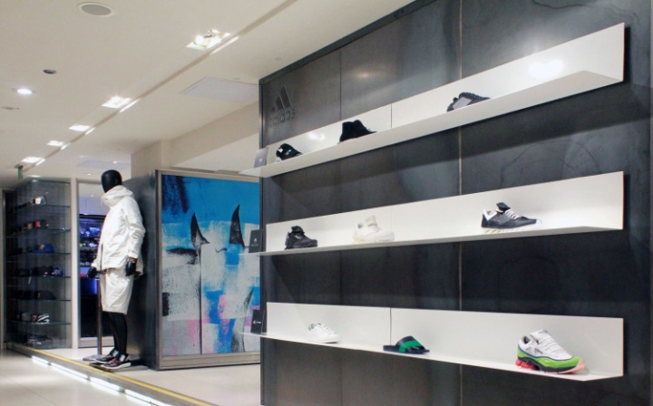 Дизайн магазина спортивной одежды adidas – пришло время удивлять!