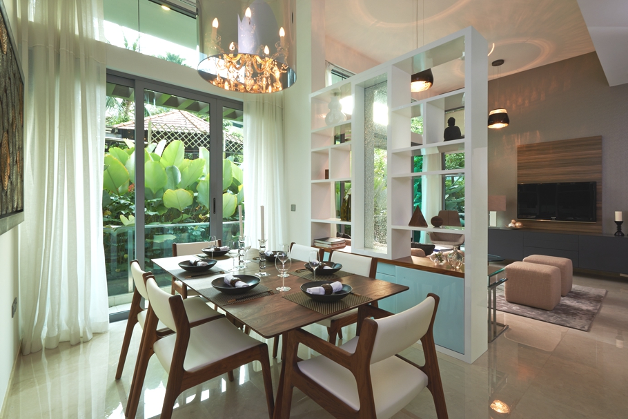 Мягкая цветовая палитра и эксклюзивная мебель из европы для роскошного hk house от ong#038;ong, сингапур