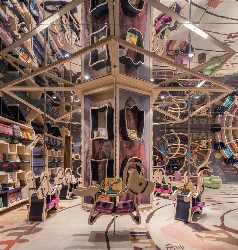 Креативный дизайн книжного магазина в китае