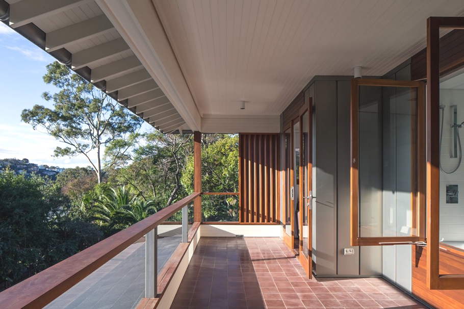 Гостеприимная и светлая усадьба northbridge house ii от студии roth architecture, сидней, австралия