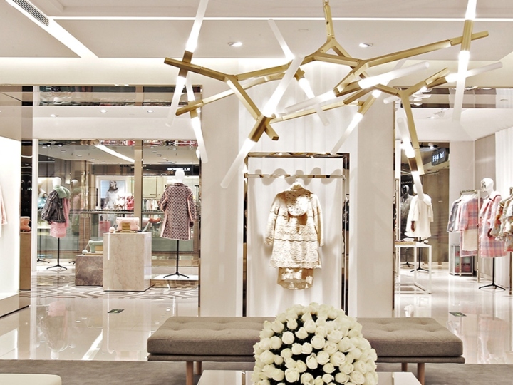 Великолепный корпоративный дизайн магазинов одежды diamond dazzle stores