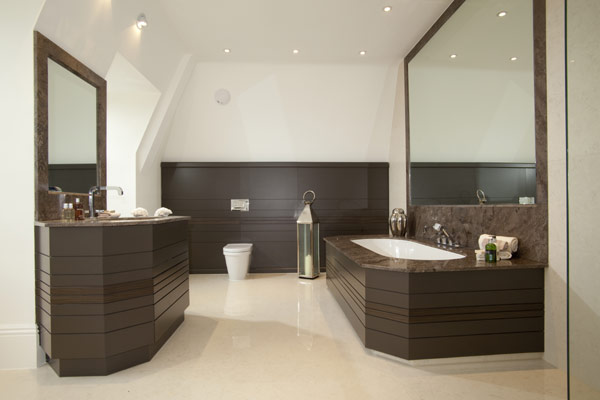 Две идеи для интерьера ванной комнаты от модного дизайнера бланки санчес